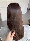 やわらかベージュ