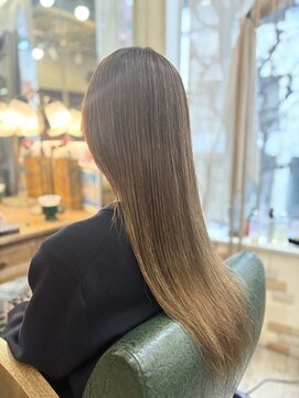 ソレイユ 新宿御苑前 (SOLEIL) 艶髪ロング