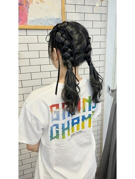 リール(THE RIRE.) ＊THERIRE. ライブヘア×編み込みツイン＊