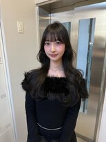 ベレーザシェルト(Beleza scelto) 16742黒髪ハッシュカットバーガンディミディアムレイヤーカット