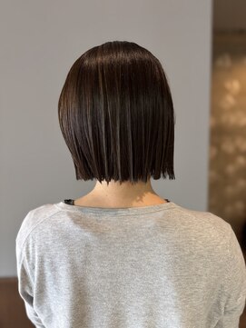 フープ 川越(hoop) 暗くても透け感カラー◎鉄板の切りっぱなし、ミニボブ！