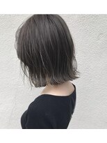 モーメント(Moment) 大人女子に人気◎小顔効果の外ハネミディアムボブ