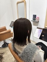 アンジュール(UNJOUR.)&nbsp;ブリーチなしカラー髪質改善オリーブアッシュ外ハネ