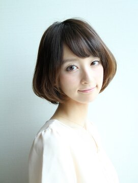 アエラス(Aeolus) ふんわり柔らかなマロンボブ