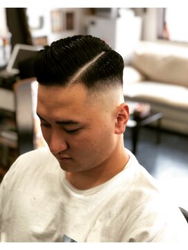 バーバーショップ エイチツー(BARBERSHOP H2) スキンフェード