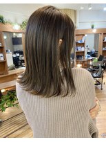 トレヴァーデルチザン(TREVOR DE'RTISAN)&nbsp;アッシュベージュ