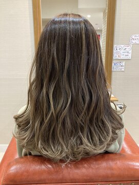 ヘアー クラージュ(hair courage) エアータッチハイライトグラデーションカラー