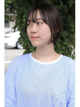 ヘアーサロン ビー(hair salon b.) ナチュラルショート　丸みショート　シースルー