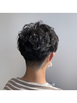 美容室 アイディー i-dee メンズパーマ