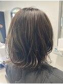 「暗髪でも透明感」 カーキグレージュ