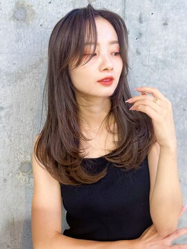 シーシンジュク 新宿南口(Sea shinjuku) 韓国風前髪×レイヤーカット【新宿/前髪/レイヤーカット】