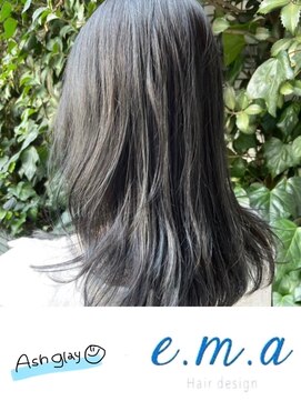 エマヘアデザイン(e.m.a Hair design) アッシュグレー