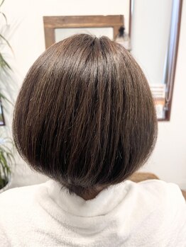 シャロン(Shalon)の写真/〈オーガニックカラー使用♪〉植物のチカラでパサつき/頭皮のダメージ防止に◎艶のある上品な美髪へ―。