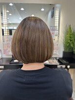 カール 鶴川店(K:R) ハイライト大人ボブスタイル