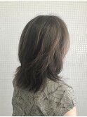 ミディアムレイヤースタイル
