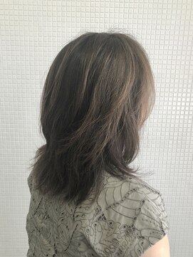 トップヘアー 中庄店(TOP HAIR fuapua) ミディアムレイヤースタイル