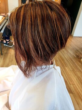 フリージュア(FREEJUA) ボブ20代30代40代ハイライト髪質改善オージュア白髪染め北上尾