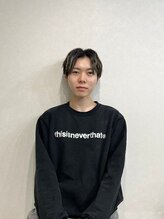 Rikito 流行のマッシュセンターパート×パーマスタイルお任せください！