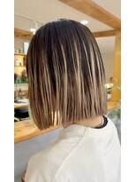 サニー サイド(Sunny Side)&nbsp;バレイヤージュ × ボブ