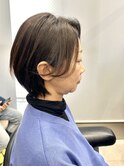 40代50代60代耳かけショート前髪なしハンサムショート白髪ぼかし
