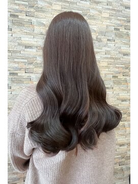 ノア(noa) ツヤ髪ショコラブラウン×外巻きウェーブ