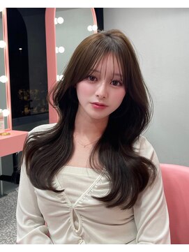 ボタン シブヤ(VOTAN SHIBUYA) 前髪カット/顔まわり/内巻き/20代/10代/レイヤーカット