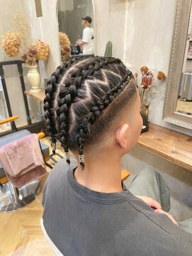 ラグシス ザ ヴィンテージ(LUXIS THE VINTAGE) 【コーンロウ】