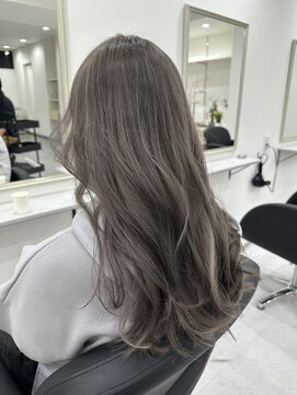 ジル 天神 福岡大名(ZEAL) グレージュ