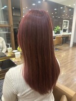 ラブ 蕨(LAB)&nbsp;ツヤ感際立つ◎大人のレッドカラー