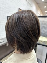 ベルシュヴー(belles cheveux)&nbsp;ナチュラルハイライト