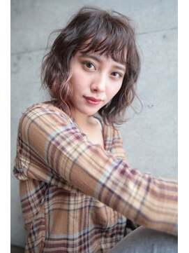 ファム(FAM) くしゅウェーブボブ