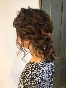 スティル ヘアアンドアイラッシュ(STILL hair&eyelash) 【STILLが叶える‥】大人のポニーアレンジ