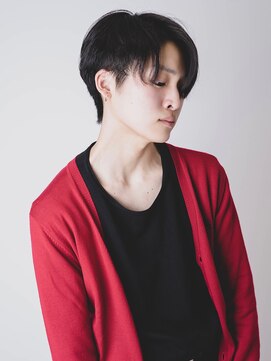 ニーイチイチ(211) 似合わせカットイメチェン/韓国風前下がりセンターパート