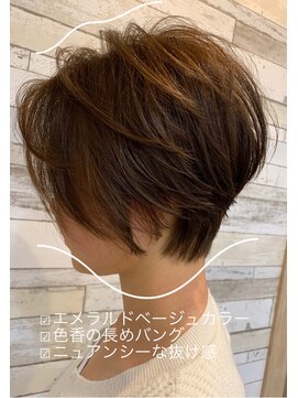 サラ キョウゴク トウキョウ(SALA KYOGOKU TOKYO) ショートボブに抜け感プラス