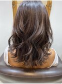 \抜け感のあるレイヤースタイル/