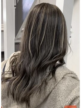 ノラ ウメダ(NORA UMEDA) 【NORA UMEDA 高木】◎2021年トレンド◎シルクハイライト