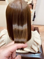 ペリドットエフ(peridot f) ミルクティーアッシュ 艶カラー セミロング 大人女子 40代 50代