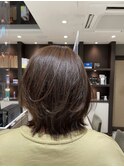 動きのあるウルフカット