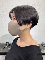 のあともあ&nbsp;首元の曲線がきれいなショート