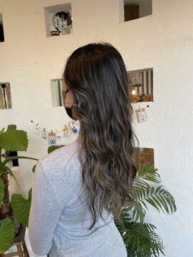 ソンリエ(SONRiE) スペシャルハイライト&グレージュカラー