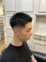 ミリオンバックス 上野(Million Bucks) スパイキーベリーショート