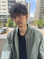 ガーデン オオタカノモリ(garden otakanomori)&nbsp;アップバング束感ショートツーブロックスキンフェードハイライト