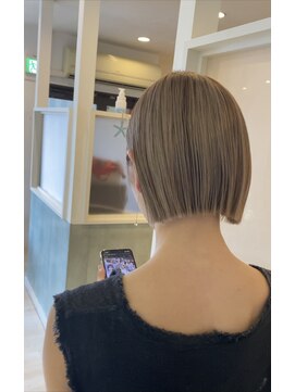 ハーティーモトヤワタ(hearty MOTOYAWATA) 丸くならないぷつっとBOB×ヘイリーボブ×ヘーゼルベージュ