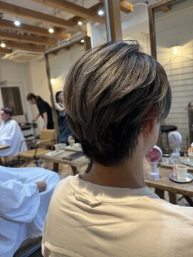 ヘアリゾート バルボア アイランド(hair resort Balboa Island) ハンサムショート×シャドウルーツ