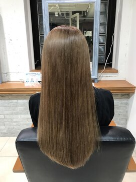 シェリー バイ フォルテ(SHERRY by FORTE) 髪質改善 レイヤーカット 縮毛矯正 ベージュ