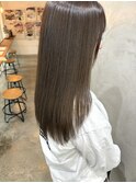 アッシュグレージュ