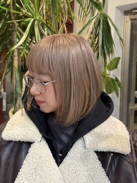 ヲタク(wotaku.) ミルクティーグレージュブリーチダブルカラーケアブリーチボブ