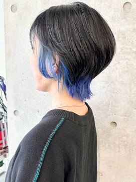 モリオ(morio) ＊前下がりショートインナーカラーくびれショート前髪30代40代3