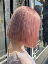 カムジーヘッドカミノウラ(COMEGHEAD KAMINOURA)&nbsp;ピンクベージュ丸みショートボブマッシュショートくびれショート