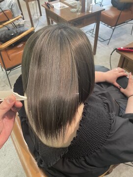 リーアイ(R-ee-i) 【艶ミディアム】　髪質改善/縮毛矯正/ハイライト/ショート